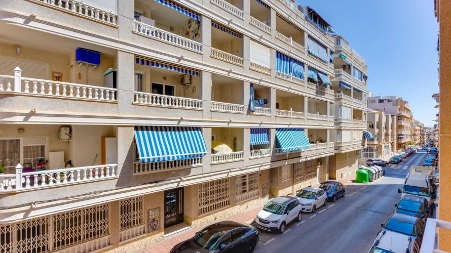 Apartment de 24m² à Torrevieja, Spain No. 2577 № 12