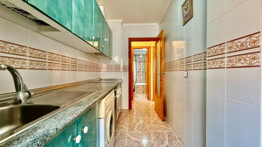 Apartment de 2 chambres à Torrevieja, Spain No. 2498 № 3