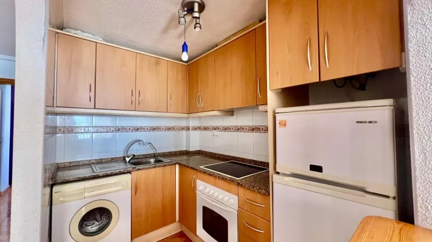 Apartment de 1 chambre à Torrevieja, Spain No. 2623 № 15