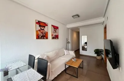 Apartment de 2 chambres à Torrevieja, Spain No. 2583