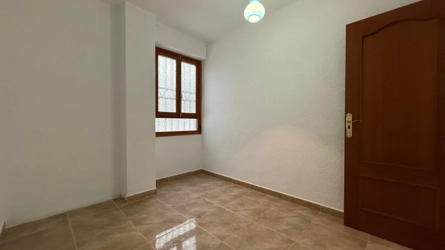 Apartment de 3 chambres à Torrevieja, Spain No. 2490