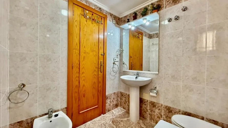 Apartment de 2 chambres à Torrevieja, Spain No. 2498 № 14