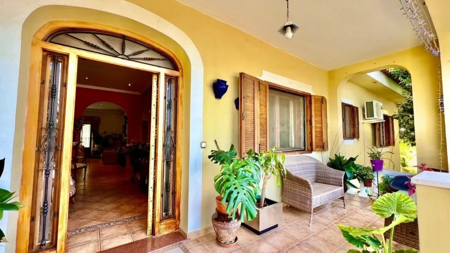 Villa de 3 chambres à Daya Vieja, Spain No. 2538 № 19