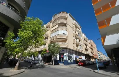Apartment de 3 chambres à Torrevieja, Spain No. 2534