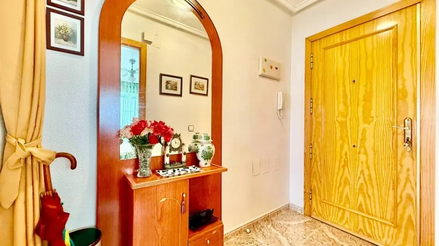 Apartment de 2 chambres à Torrevieja, Spain No. 2498 № 8