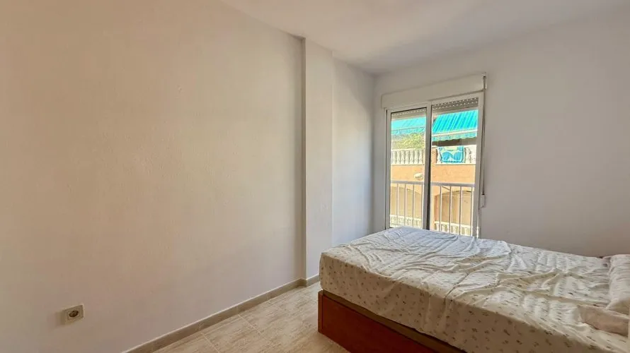 Apartment de 2 chambres à Torrevieja, Spain No. 2635 № 14