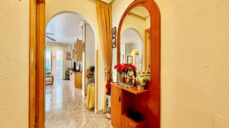 Apartment de 2 chambres à Torrevieja, Spain No. 2498 № 20