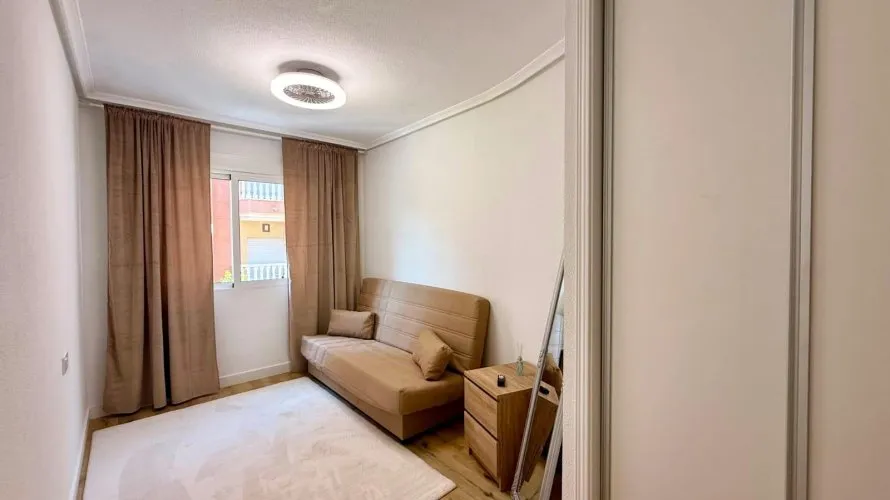 Apartment de 2 chambres à Torrevieja, Spain No. 2502 № 6