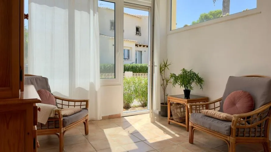 Apartment de 2 chambres à Benitachell, Spain No. 2559