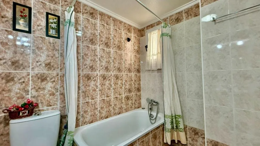 Apartment de 2 chambres à Torrevieja, Spain No. 2498 № 13