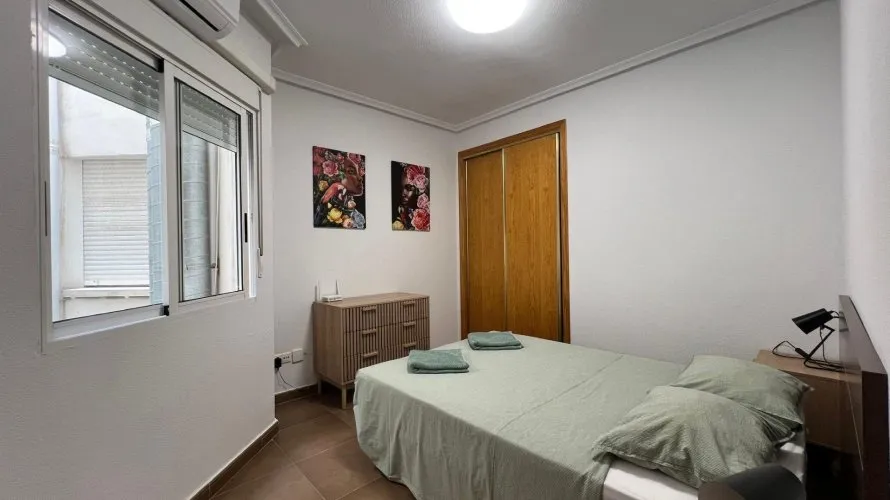Apartment de 2 chambres à Torrevieja, Spain No. 2583 № 2