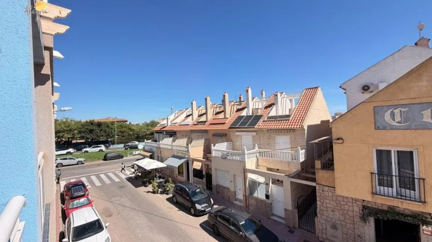 Apartment de 2 chambres à Torrevieja, Spain No. 2730