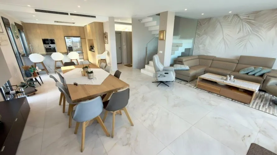 Villa de 324m² à Finestrat, Spain No. 2829 № 2