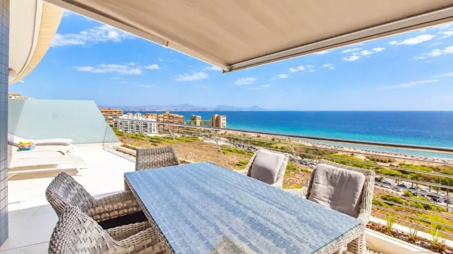 Apartment de 153m² à Los Arenales Del Sol, Spain No. 2874 № 22