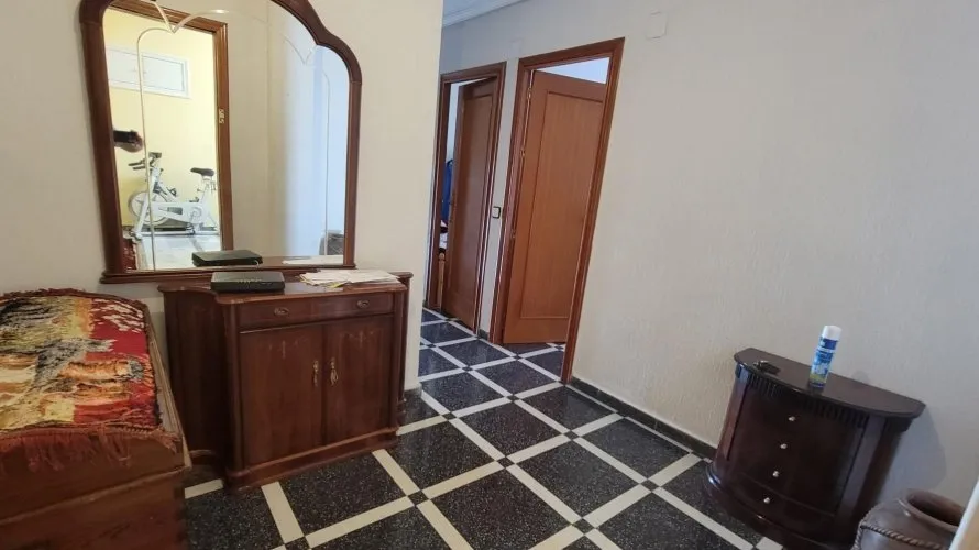 Квартира с 1 спальней в Торревьеха, Испания №1040 № 15