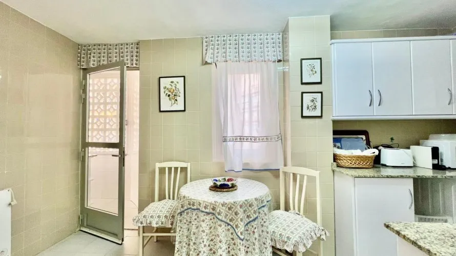 Квартира с 3 спальнями в Торревьеха, Испания №994 № 25