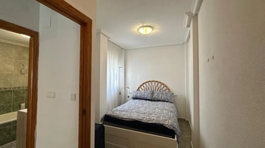 Квартира с 1 спальней в Торревьеха, Испания №2122 № 15