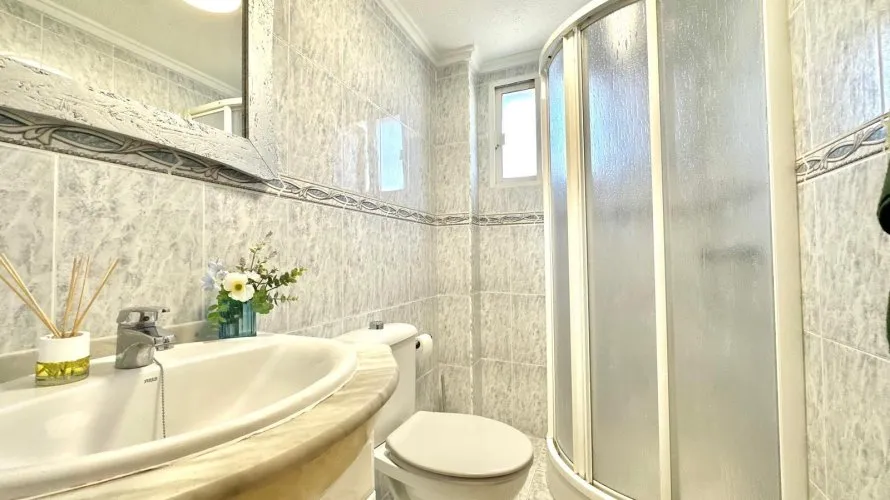 Квартира с 1 спальней в Торревьеха, Испания №2161 № 20