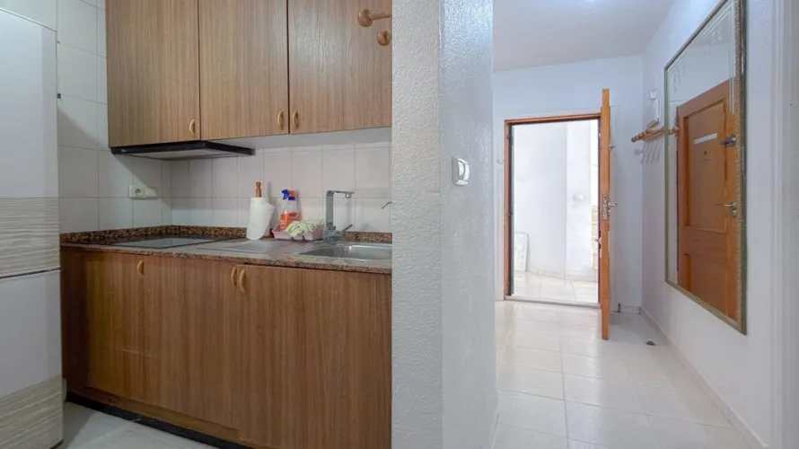 Квартира с 1 спальней в Торревьеха, Испания №2890 № 11