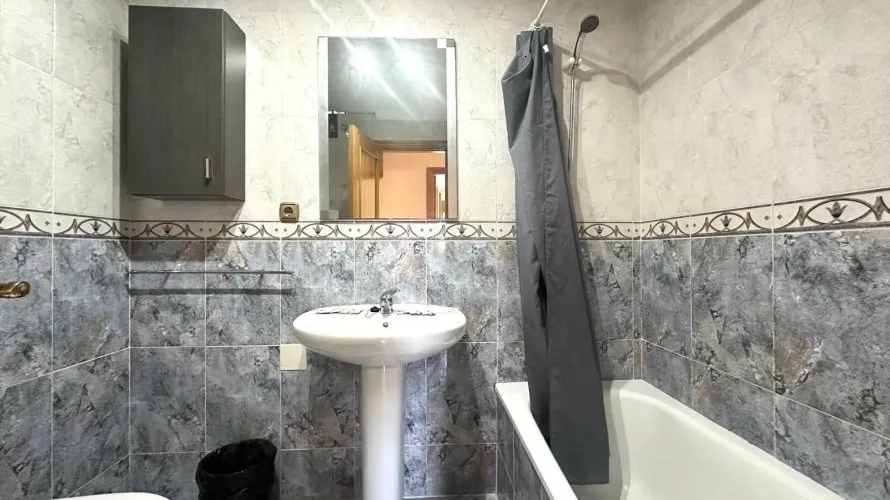 4 bedrooms apartment for sale, Torrevieja, Spain No. 765 № 18