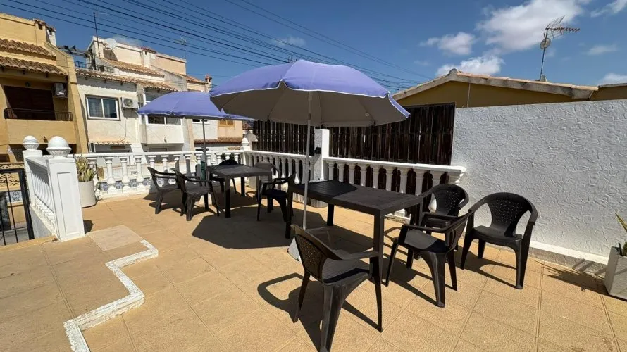 3 bedrooms house for sale, Torrevieja, Spain No. 791 № 22