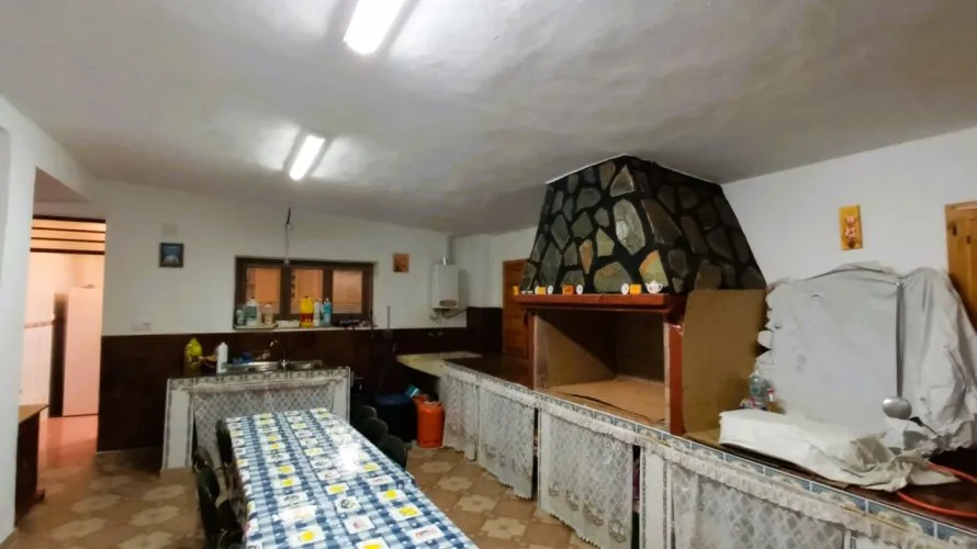 5 bedrooms apartment for sale, Mutxamel, Spain No. 359 № 19