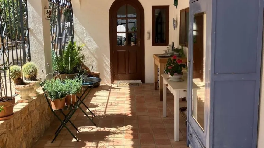 4 bedrooms villa for sale, Albir, Spain No. 586 № 7
