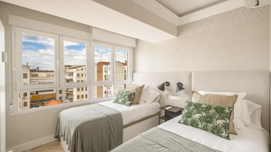 2 bedrooms apartment for sale, Madrid, Spain No. 681 № 5