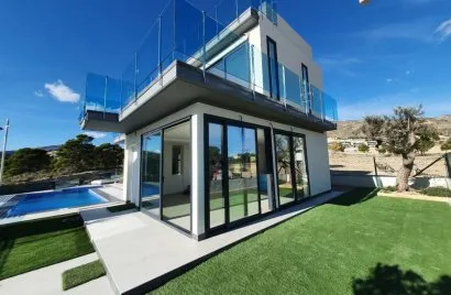 3 bedrooms villa for sale, Finestrat, Spain No. 253