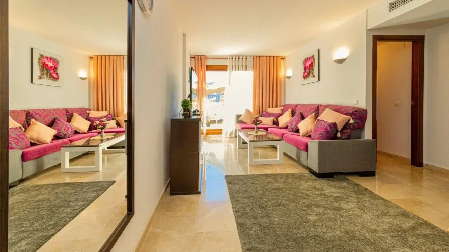 2 bedrooms apartment for sale, Torrevieja, Spain No. 541 № 11