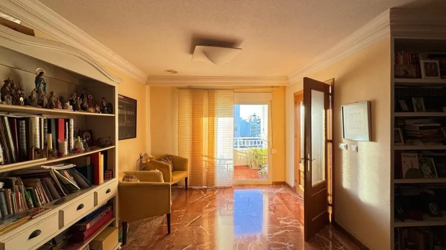 4 bedrooms apartment for sale, Torrevieja, Spain No. 84 № 16