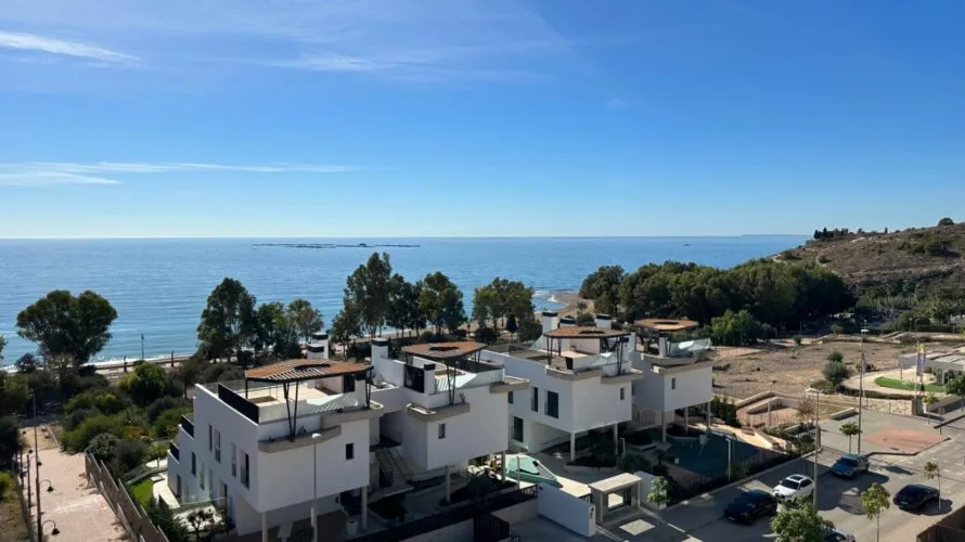 3 bedrooms penthouse for sale, Villajoyosa, Spain No. 370 № 26