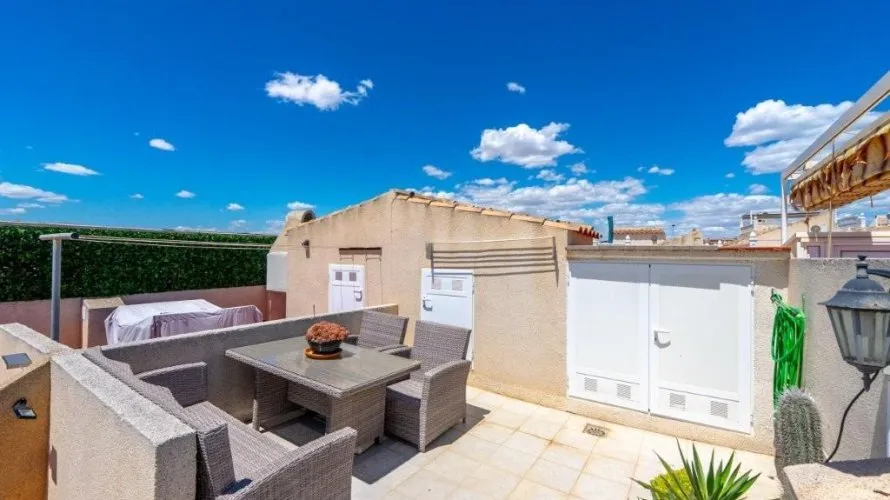 2 bedrooms house for sale, Torrevieja, Spain No. 864 № 5