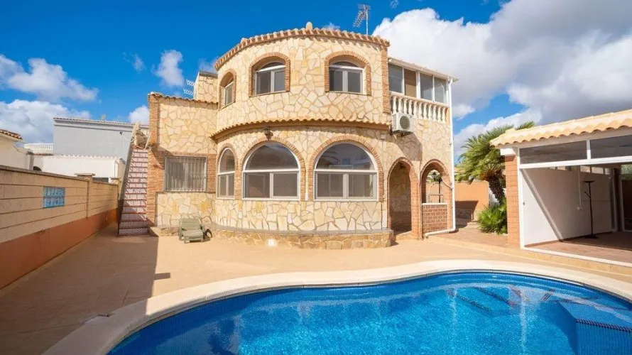 4 bedrooms villa for sale, Alicante, Spain No. 831 № 8