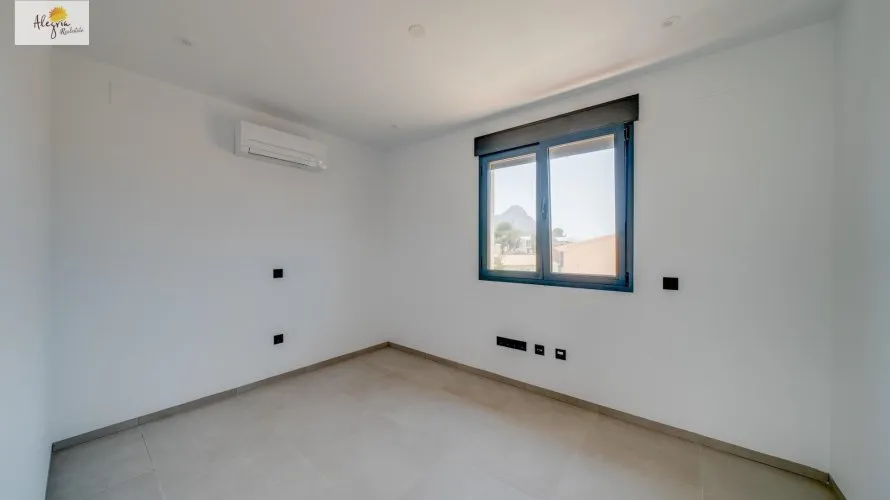 5 bedrooms villa for sale, Calpe, Spain No. 443 № 27
