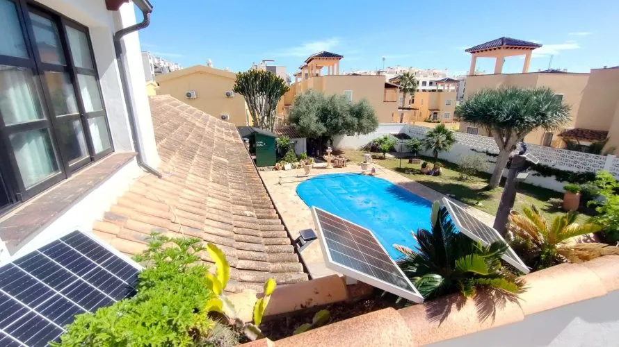 209m² house for sale, Alicante, Spain No. 950 № 11