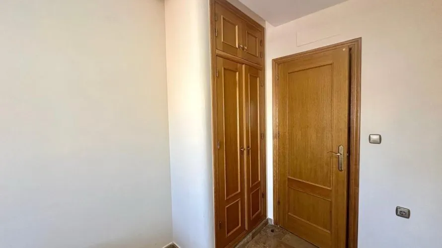 4 bedrooms apartment for sale, Torrevieja, Spain No. 765 № 24