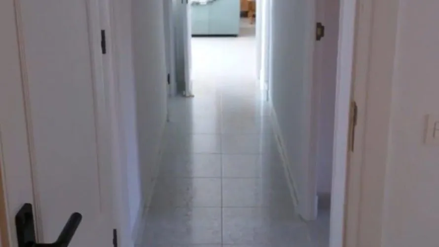 4 bedrooms apartment for sale, Torrevieja, Spain No. 118 № 25
