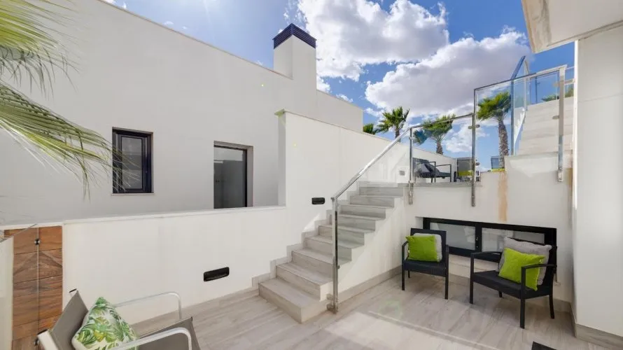 3 bedrooms villa for sale, La Zenia, Spain No. 247 № 11