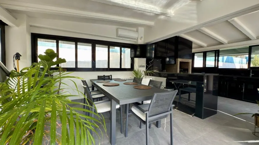 5 bedrooms villa for sale, San Juan, Spain No. 669 № 9