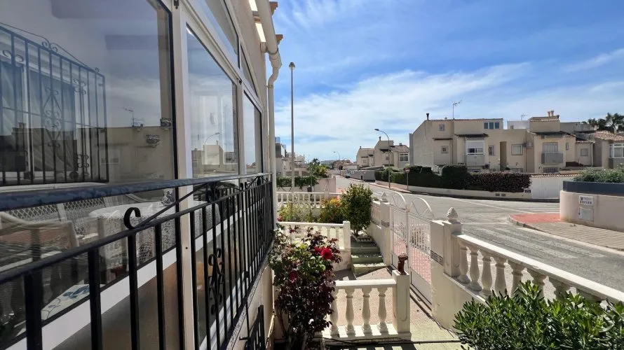 132m² house for sale, Torrevieja, Spain No. 884 № 19