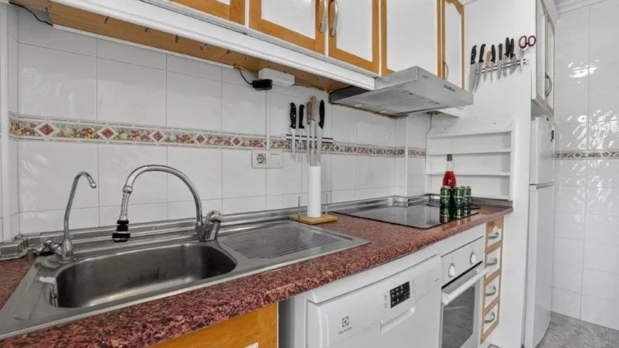 2 bedrooms house for sale, Torrevieja, Spain No. 864 № 15