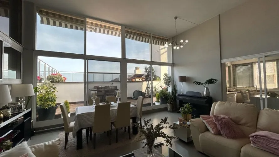 3 bedrooms penthouse for sale, Finestrat, Spain No. 717 № 5