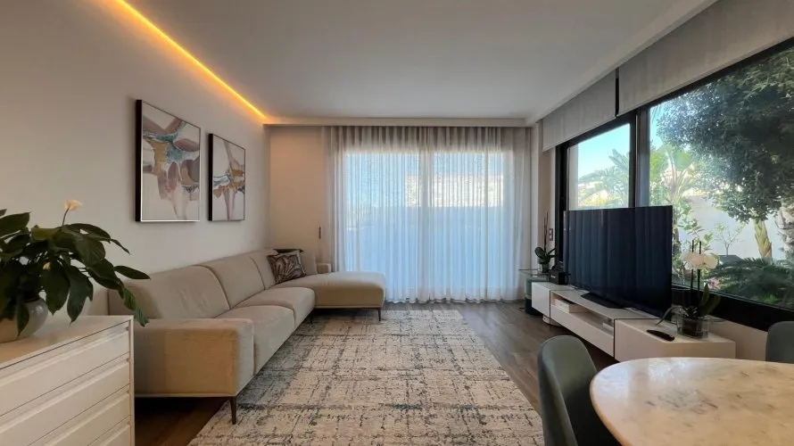 3 bedrooms villa for sale, La Veleta, Spain No. 556 № 21