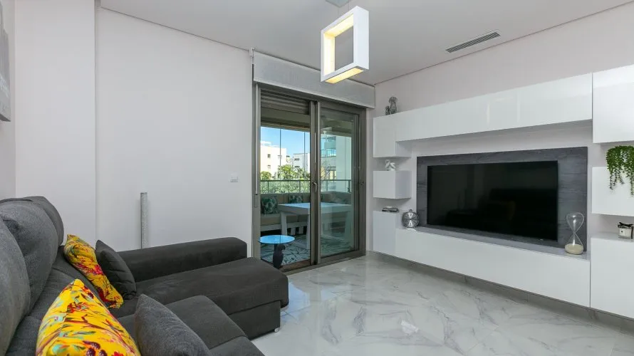 82m² apartment for sale, Alicante, Spain No. 893 № 12