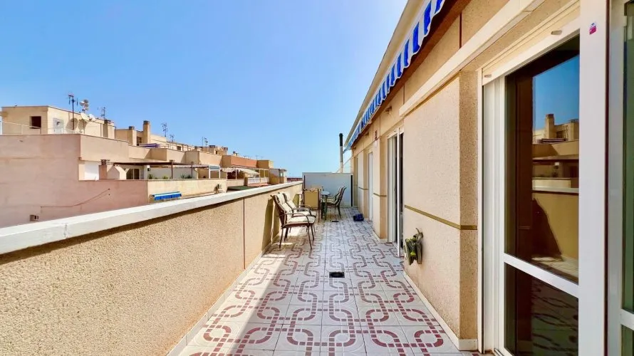 3 bedrooms penthouse for sale, La Mata, Spain No. 137 № 2