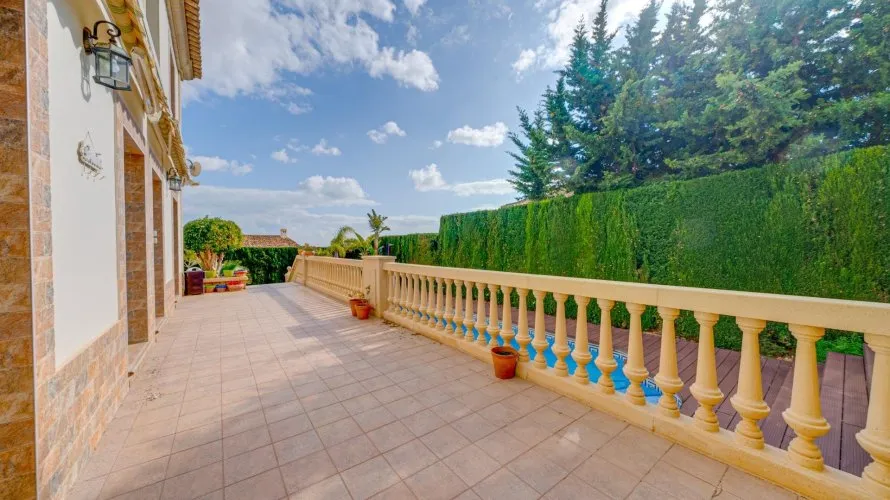 4 bedrooms villa for sale, Finestrat, Spain No. 165 № 15