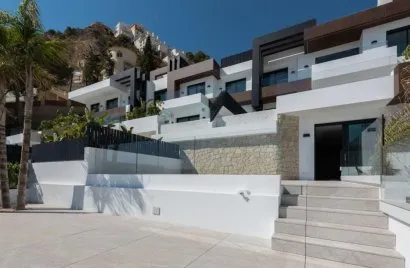 4 bedrooms apartment for sale, Benidorm, Spain No. 339