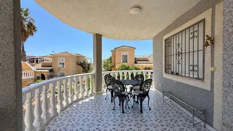 4 bedrooms villa for sale, Playa Flamenca II, Spain No. 169