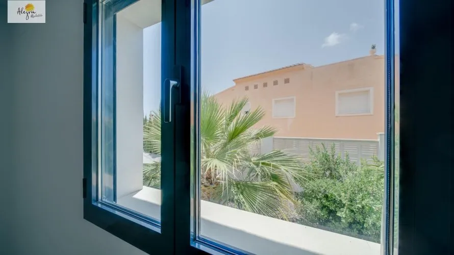 5 bedrooms villa for sale, Calpe, Spain No. 443 № 12